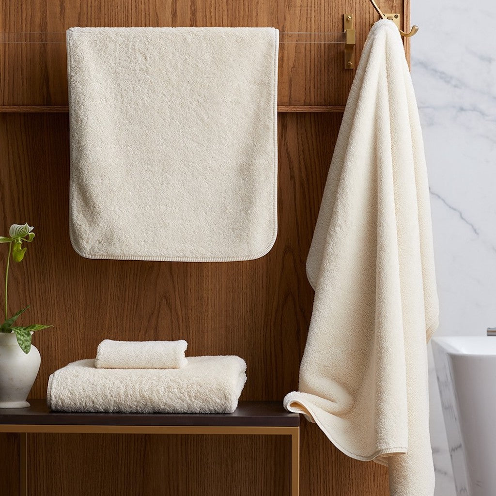 Indulgence Bath Towel Ivory