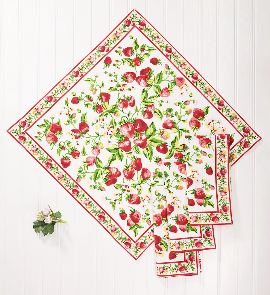 Strawberry Basket Tablecloth and Napkins