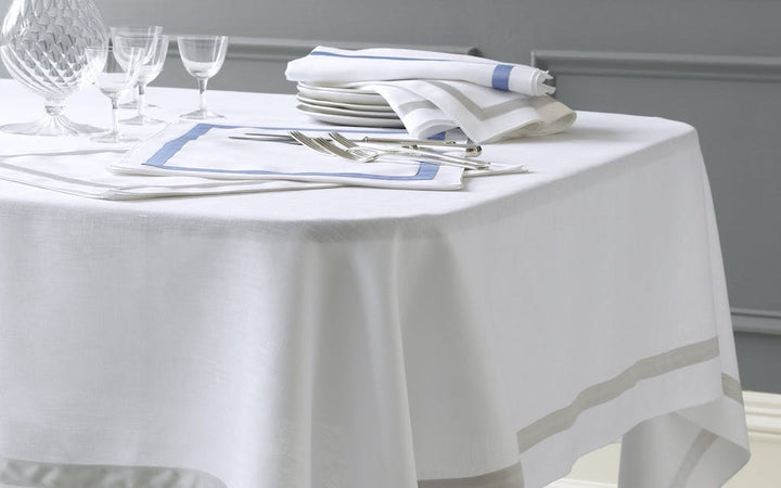 Matouk Lowell Table Linens Silver