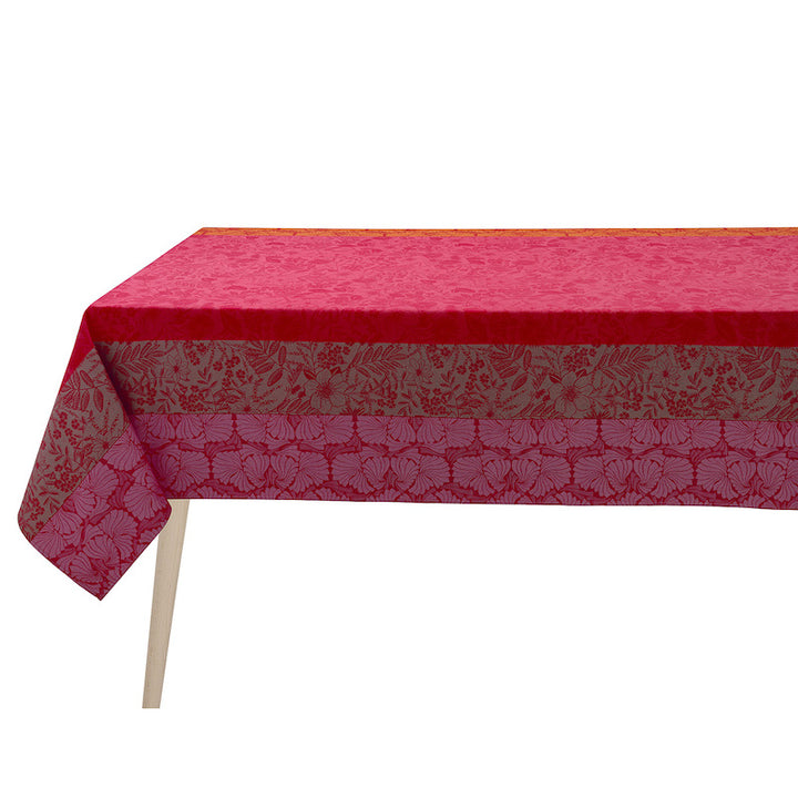Cottage Table Linens Pink