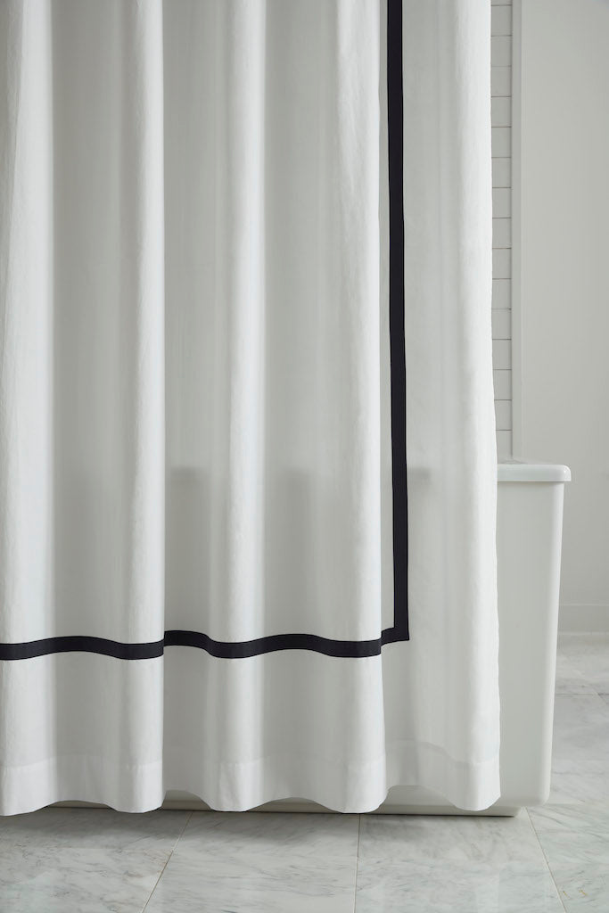 Estate Shower Curtain White/Navy