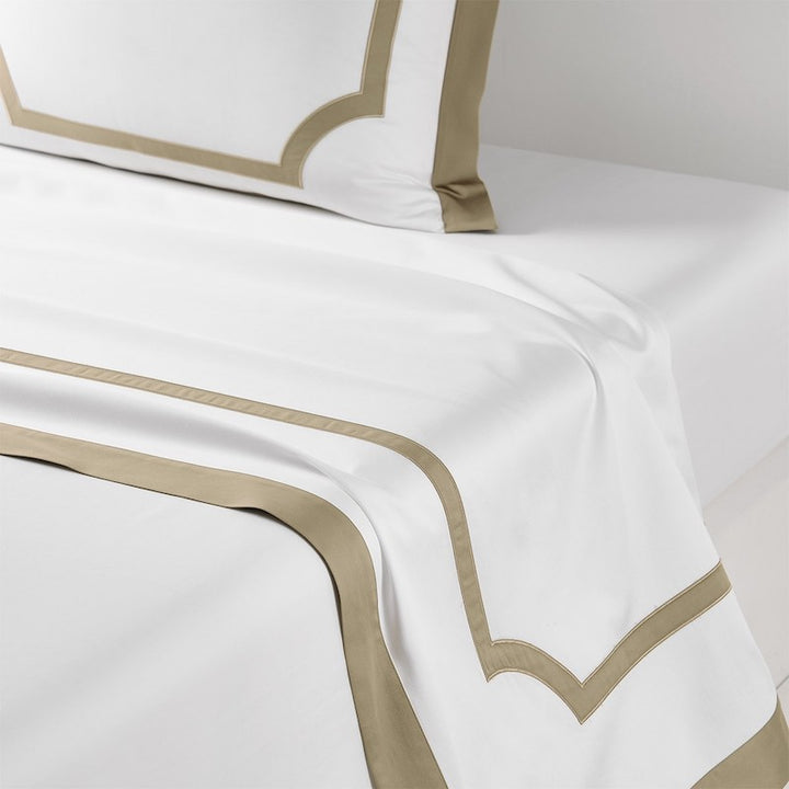 Couture - Haussmann White/Sable