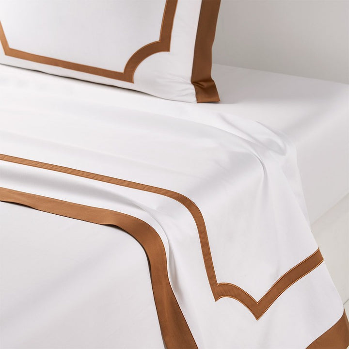 Couture - Haussmann White/Camel