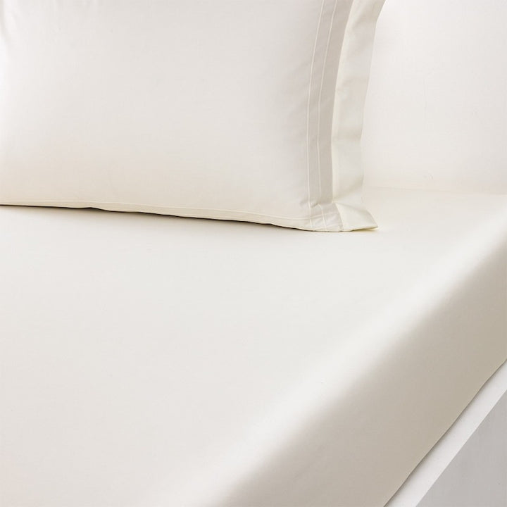 Couture - Adagio Milk