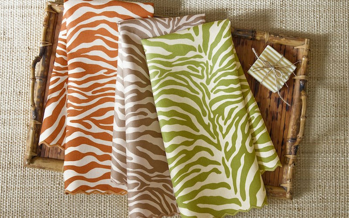 Matouk Schumacher Regine Guest Towels Grass