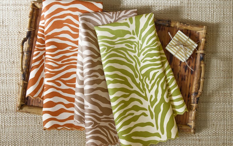 Matouk Schumacher Regine Guest Towels Persimmon