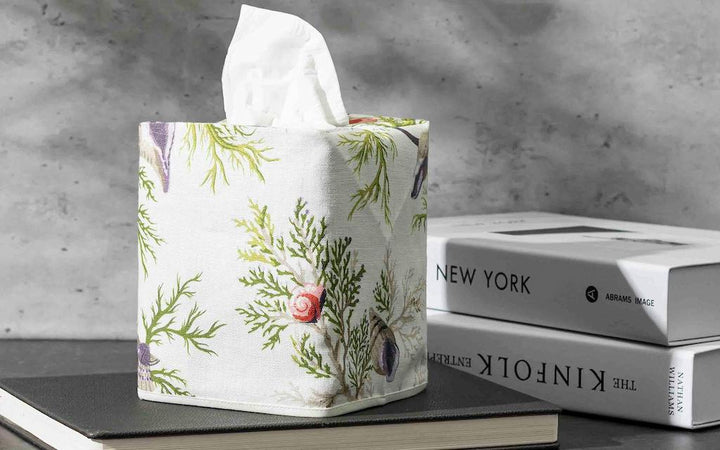 Matouk Del Tesoro Linen Tissue Box Cover