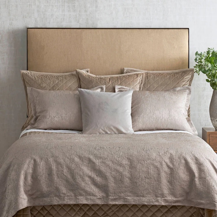 Allure Duvet Set in Grey