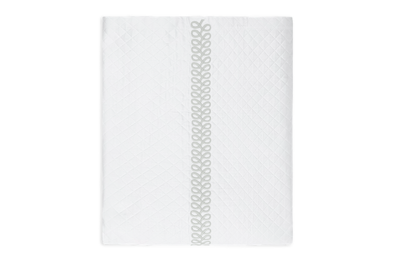 Matouk Schumacher Astor Braid Matelasse Silver