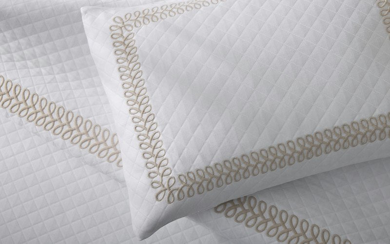 Matouk Schumacher Astor Braid Matelasse Indigo