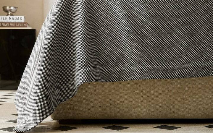 Matouk Jackson Coverlet in Black