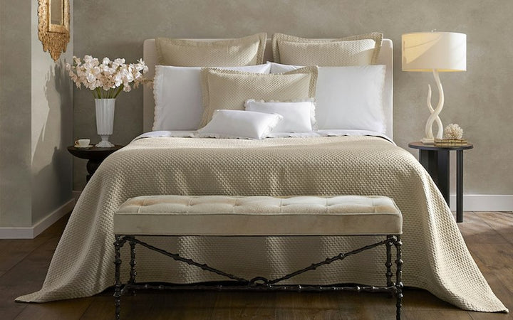 Matouk Perla Almond
