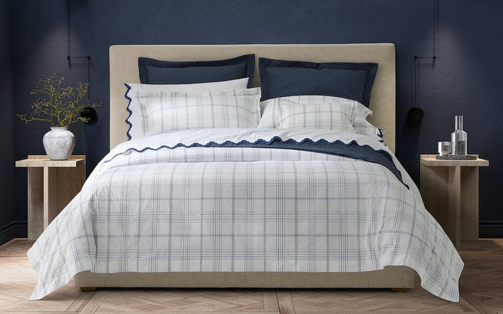 Matouk Schumacher August Plaid Navy