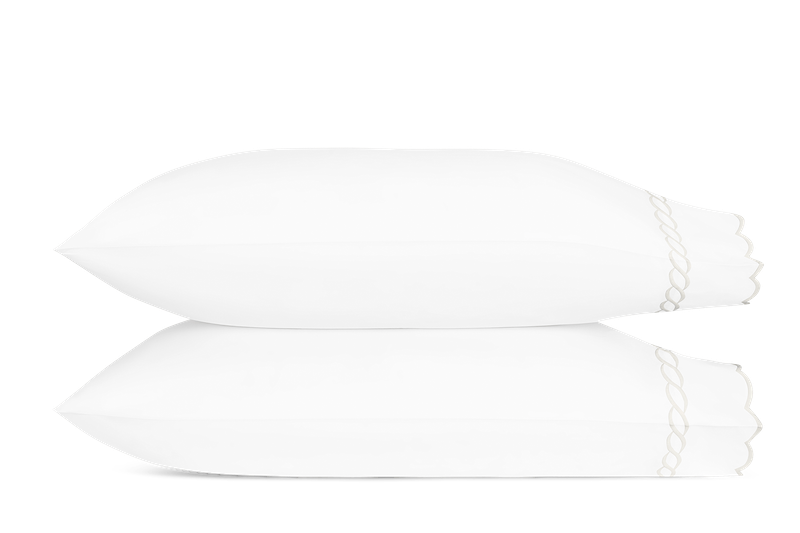 Matouk Classic Chain Scallop White