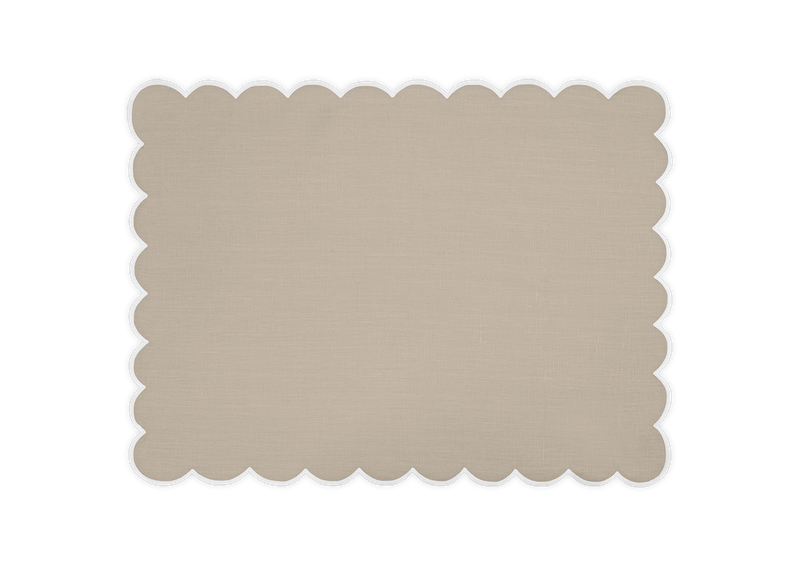 Matouk Dakota Table Linens Oat/White