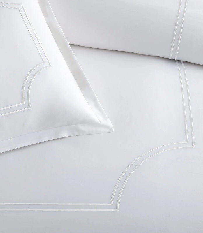 Deco Classic Embroidered Duvet Set White