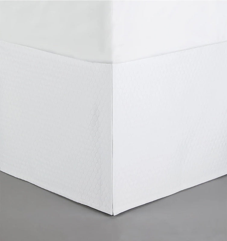 Favo Matelasse White