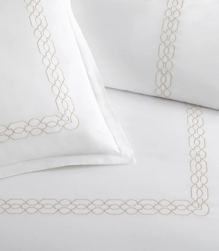 Filigree Embroidered Duvet Set Linen
