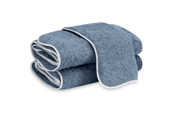 Matouk Cairo Wave Sea and White