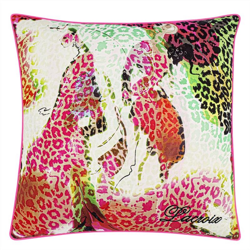 Les Felines Magenta Pillow Retired Pattern