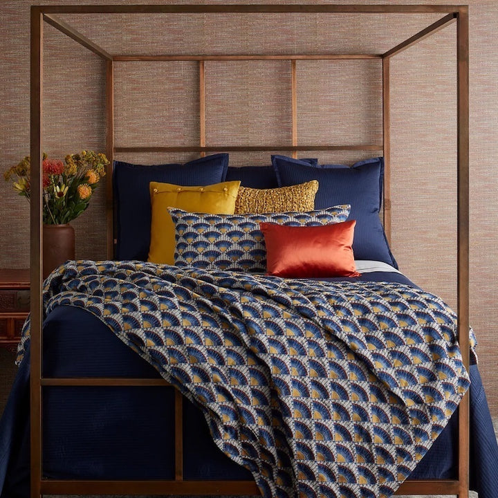 Linea Coverlet Set in White