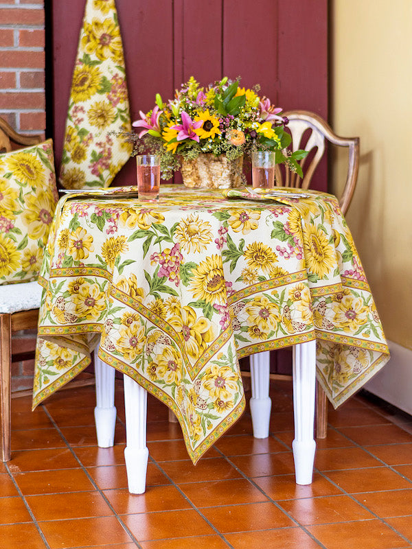 Primavera Tablecloth