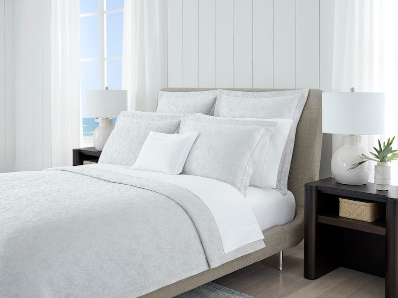 Aldino Coverlet Oyster