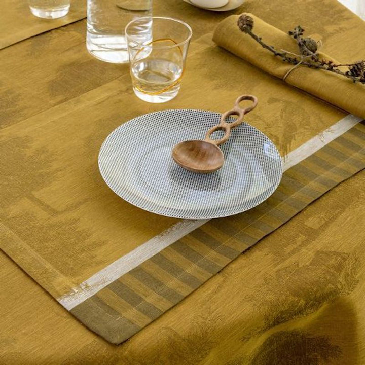 Souveraine Table Linens Gold