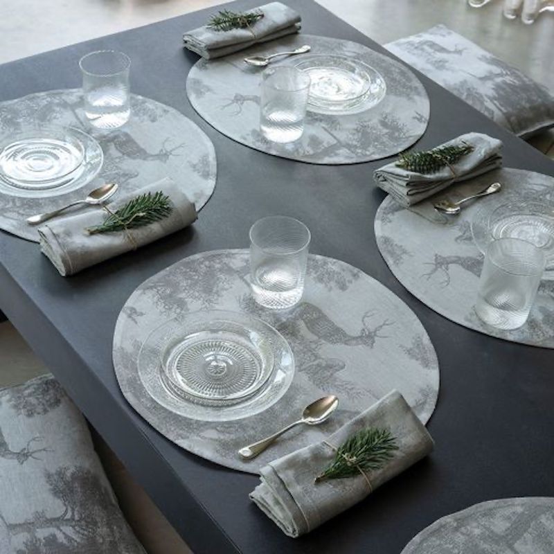Souveraine Table Linens Silver