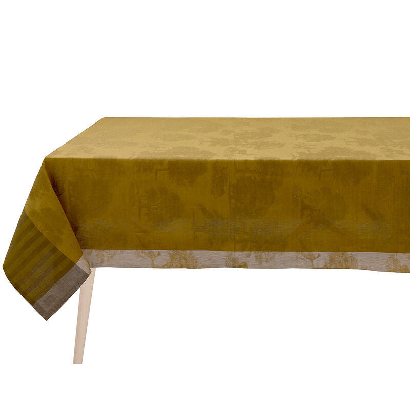 Souveraine Table Linens Gold