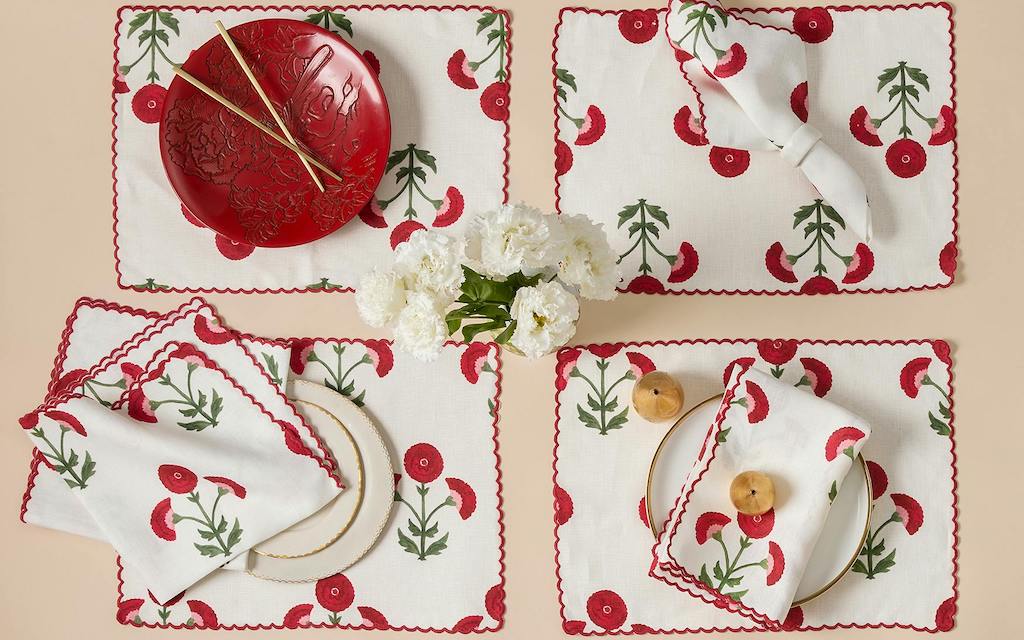 Matouk Gisele Table Linens Scarlet