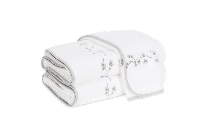 Matouk Jasmine Giza Towels Cloud