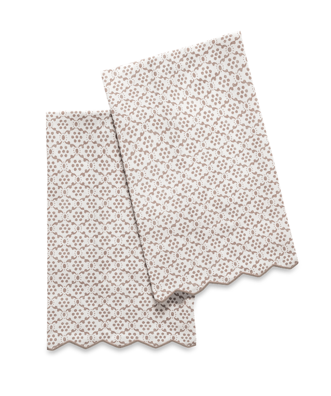 Matouk Laksha Guest Towels Oak