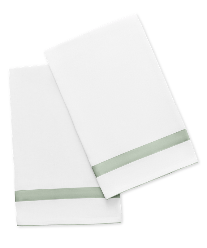 Matouk Lowell Guest Towels Celadon