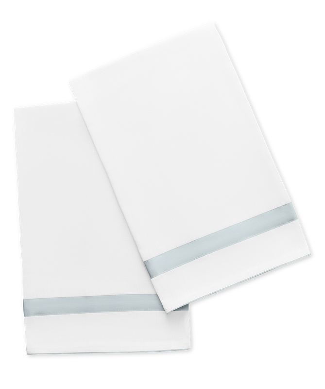 Matouk Lowell Guest Towels Pool