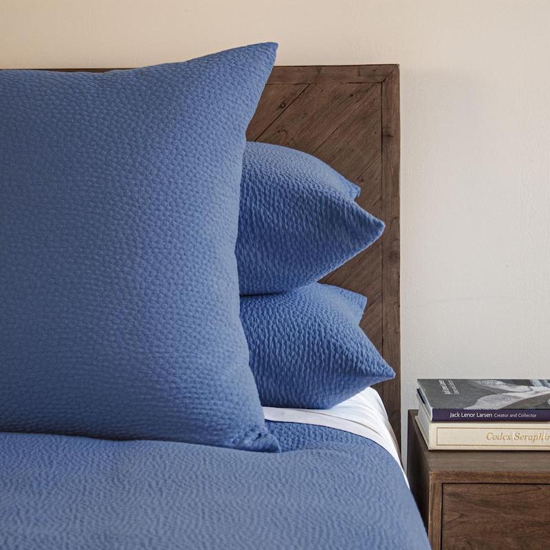 Bubble Matelasse Coverlet Set in Navy