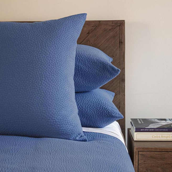 Bubble Matelasse Coverlet Set in Navy