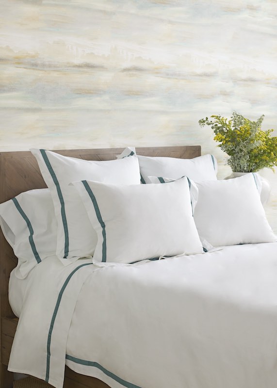 Ready-to-Bed 2.0 Cotton & Trim Duvet and Shams White
