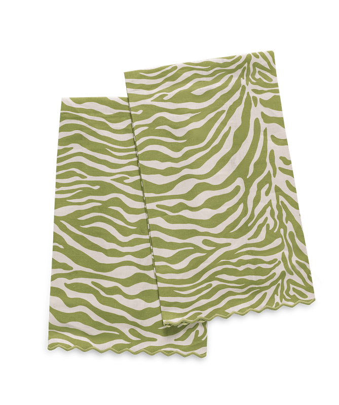 Matouk Schumacher Regine Guest Towels Grass