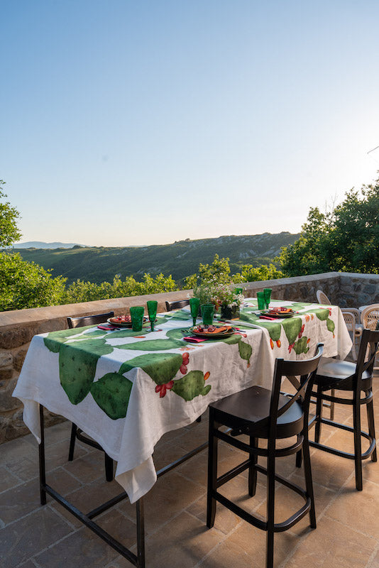Tunera Table Linens