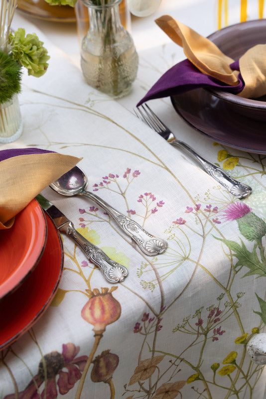 Selvatica Table Linens