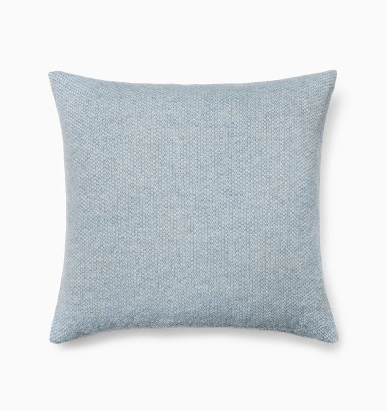 Cervino Throws and Pillows Sea