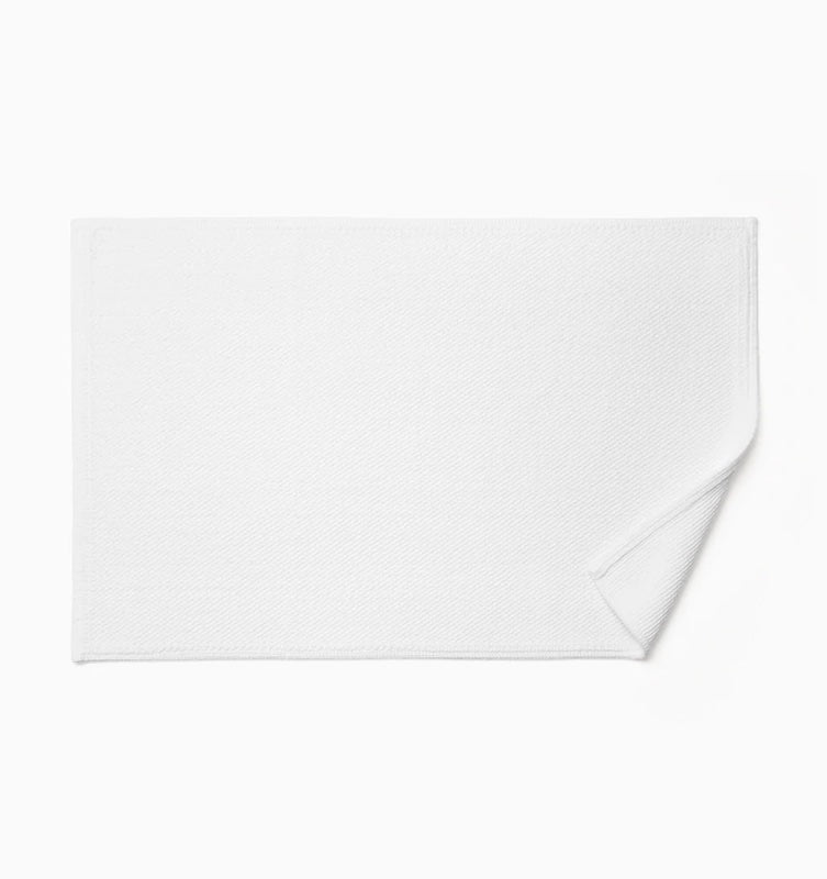 Osini in White