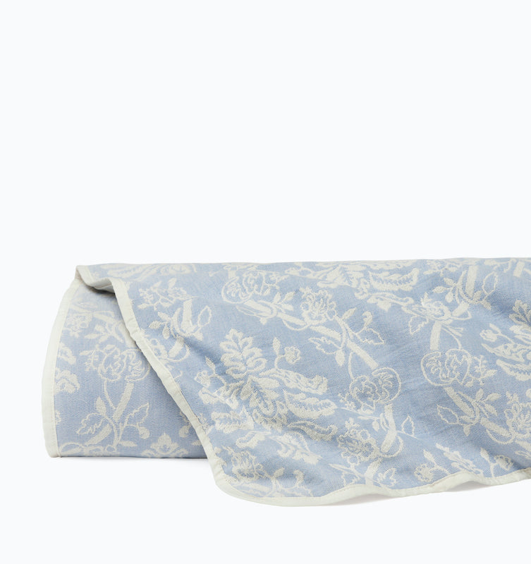 Isabella Quilt Ivory/Sea