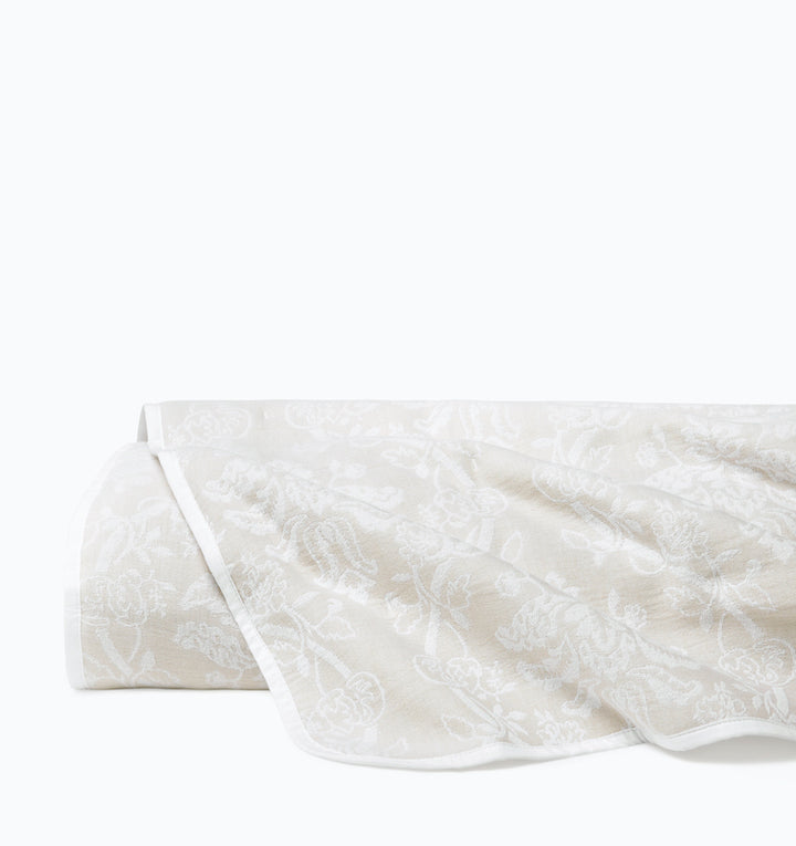 Isabella Quilt White/Sand