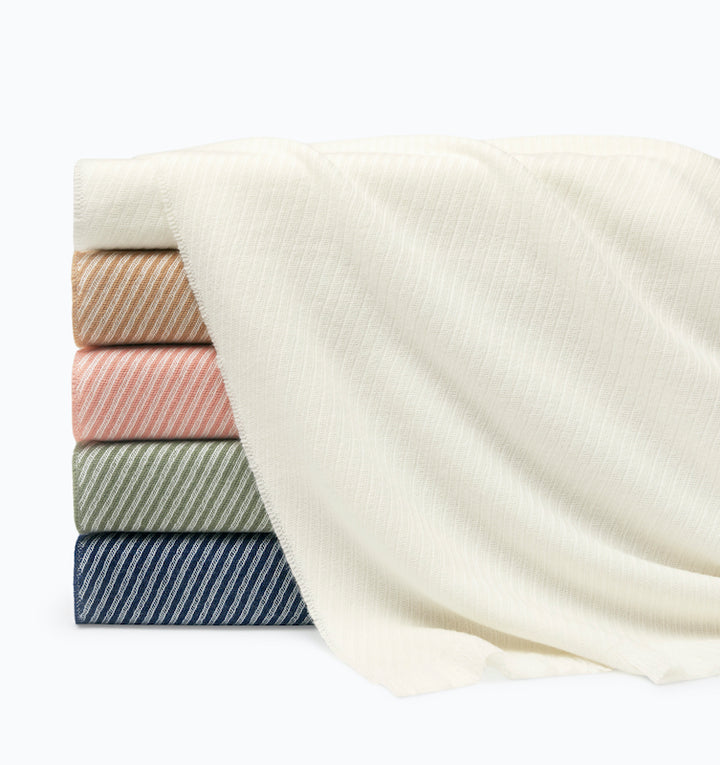 Taormina Throw Ecru