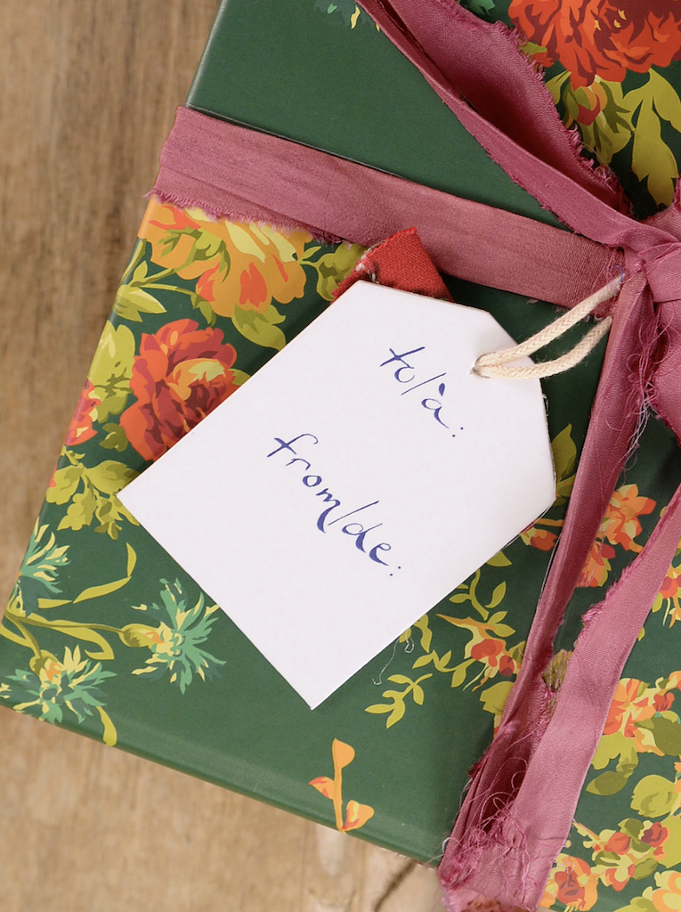 Christmas Signature Gift Tags Set