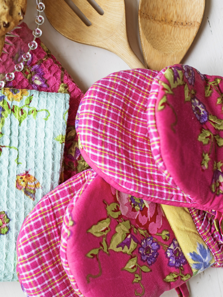 Spring Fling Patchwork Mini Mitt Set