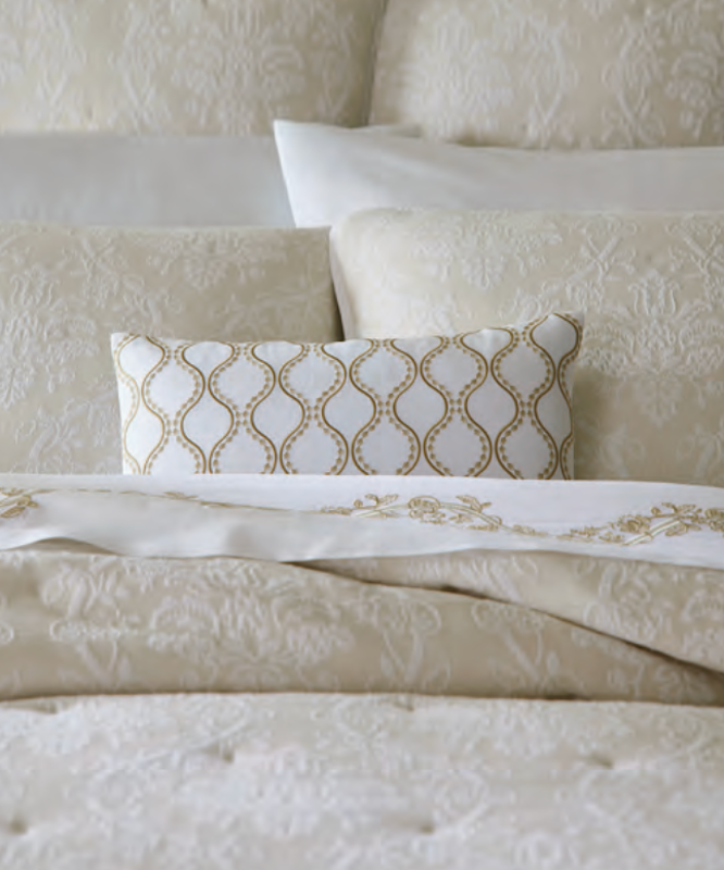 Isabella Decorative Pillow Ivory/Sea