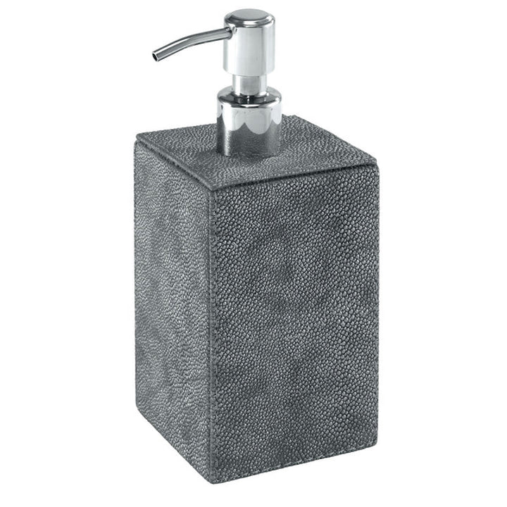 Stingray Bath Accessories in Gray
